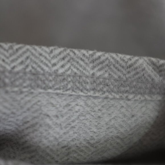 COPY - Kyodan Women's Gray White Herringbone Chevron Ankle Leggings Pattern Siz… - Picture 7 of 13